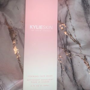 KYLIESkin Foaming Face Wash
